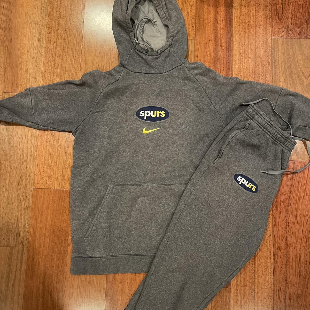 spurs nike tracksuit