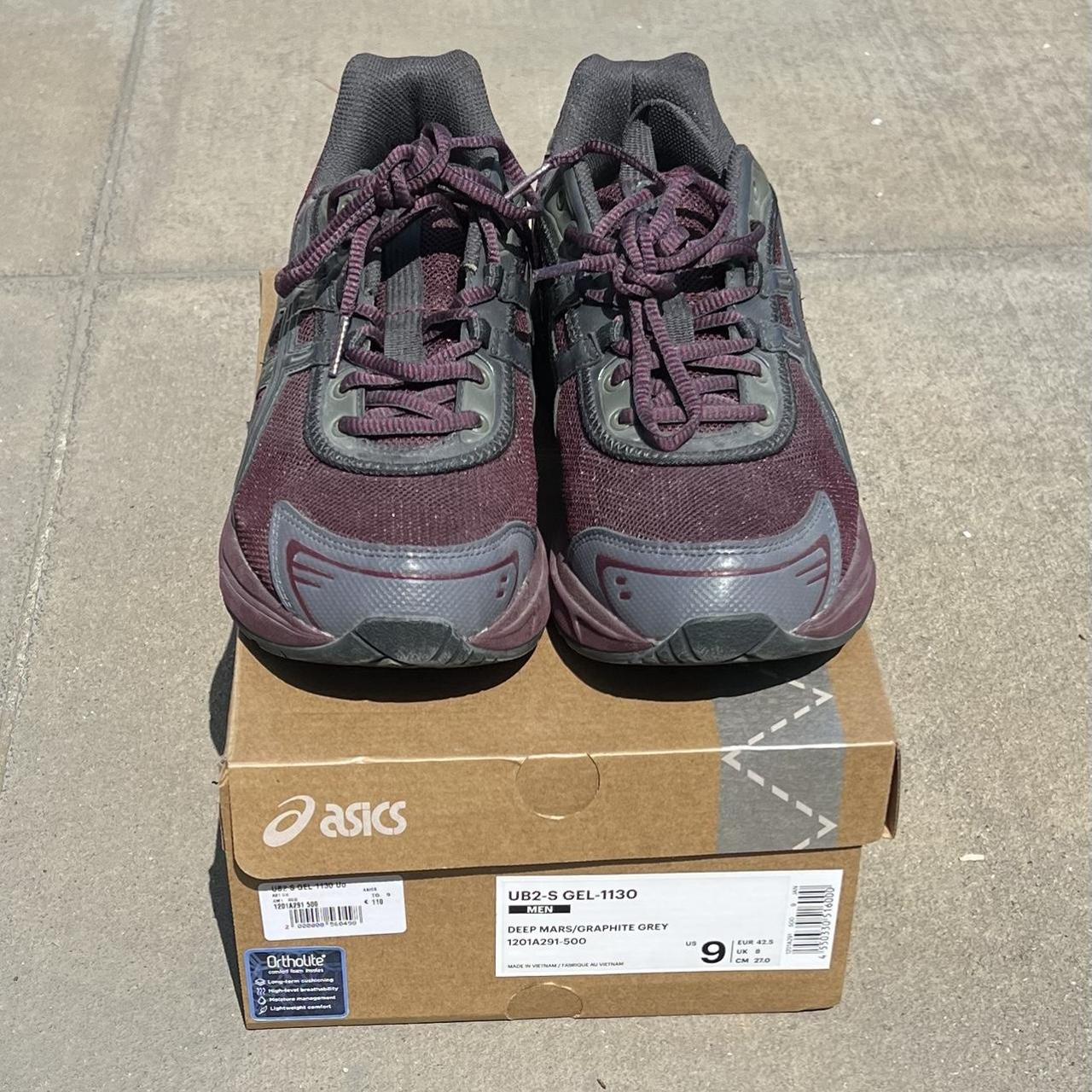 asics burgundy trainers