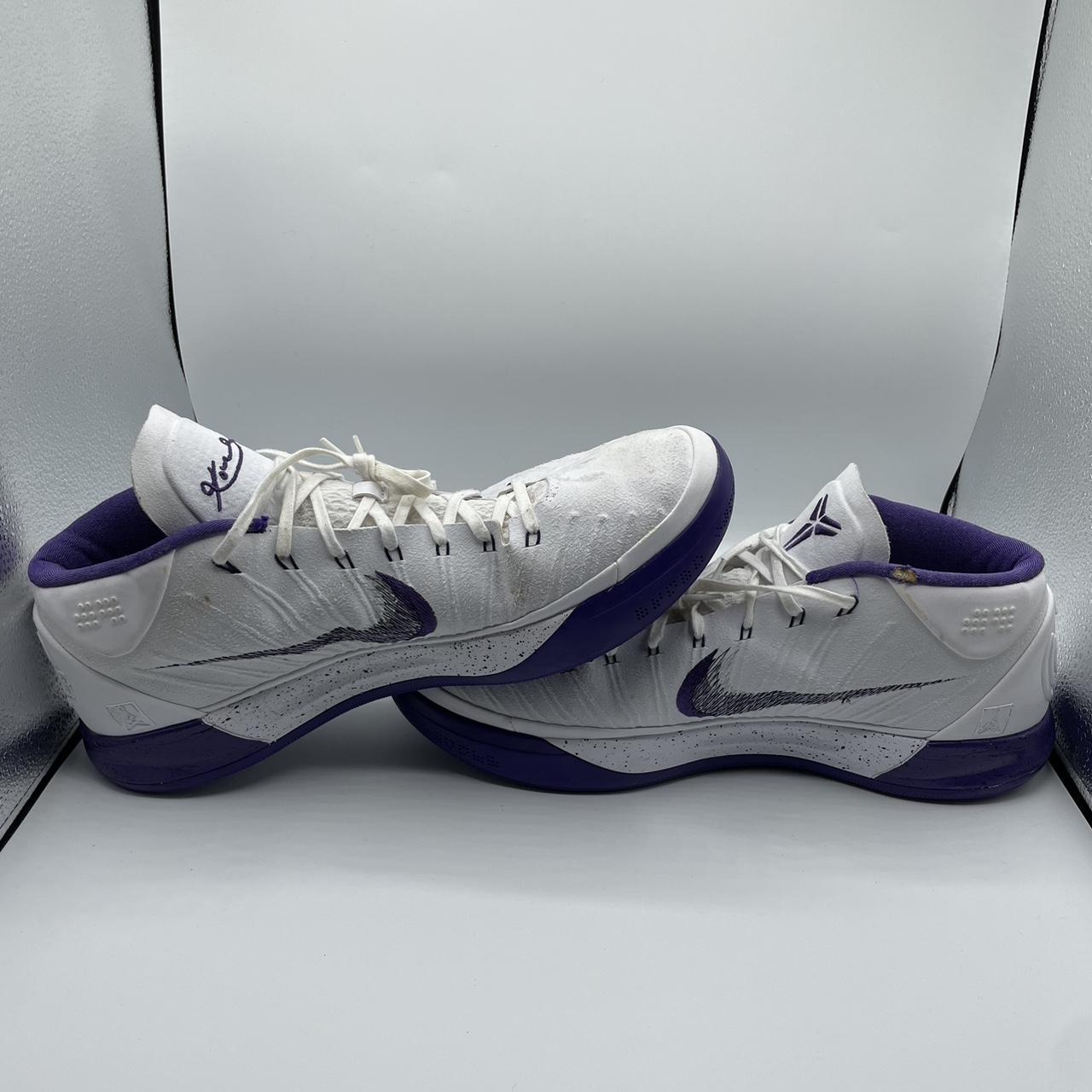 kobe ad mid on court