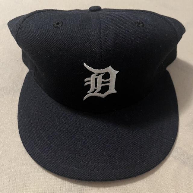 ON HOLD Detroit Tigers lightly used baseball cap 47 - Depop