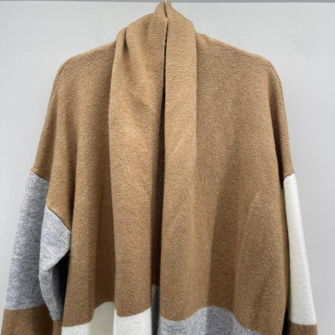 Source Unknown Women's Sweater - Tan/Cream - M – … - image 2