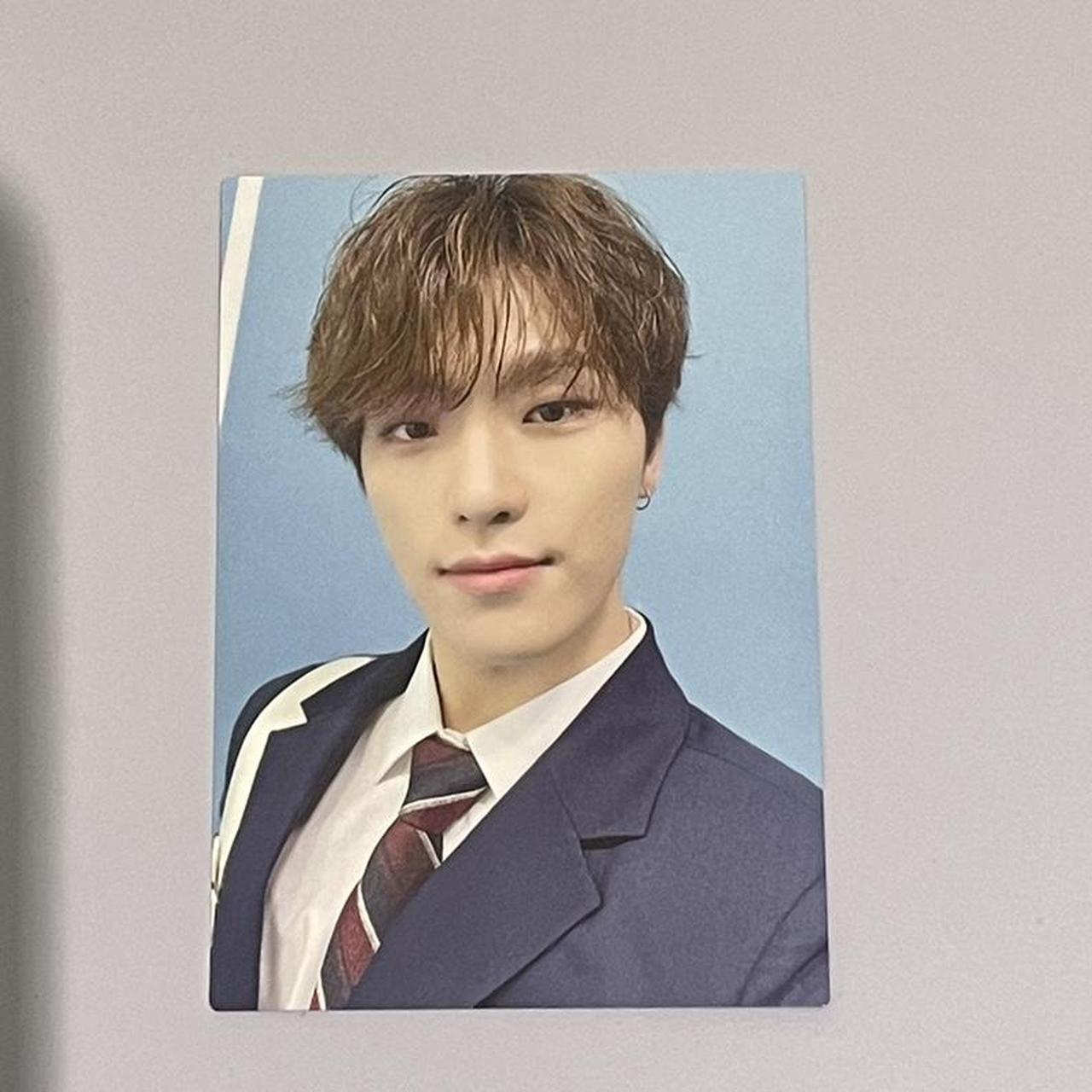 Seventeen official photocard Dream Dino - Depop