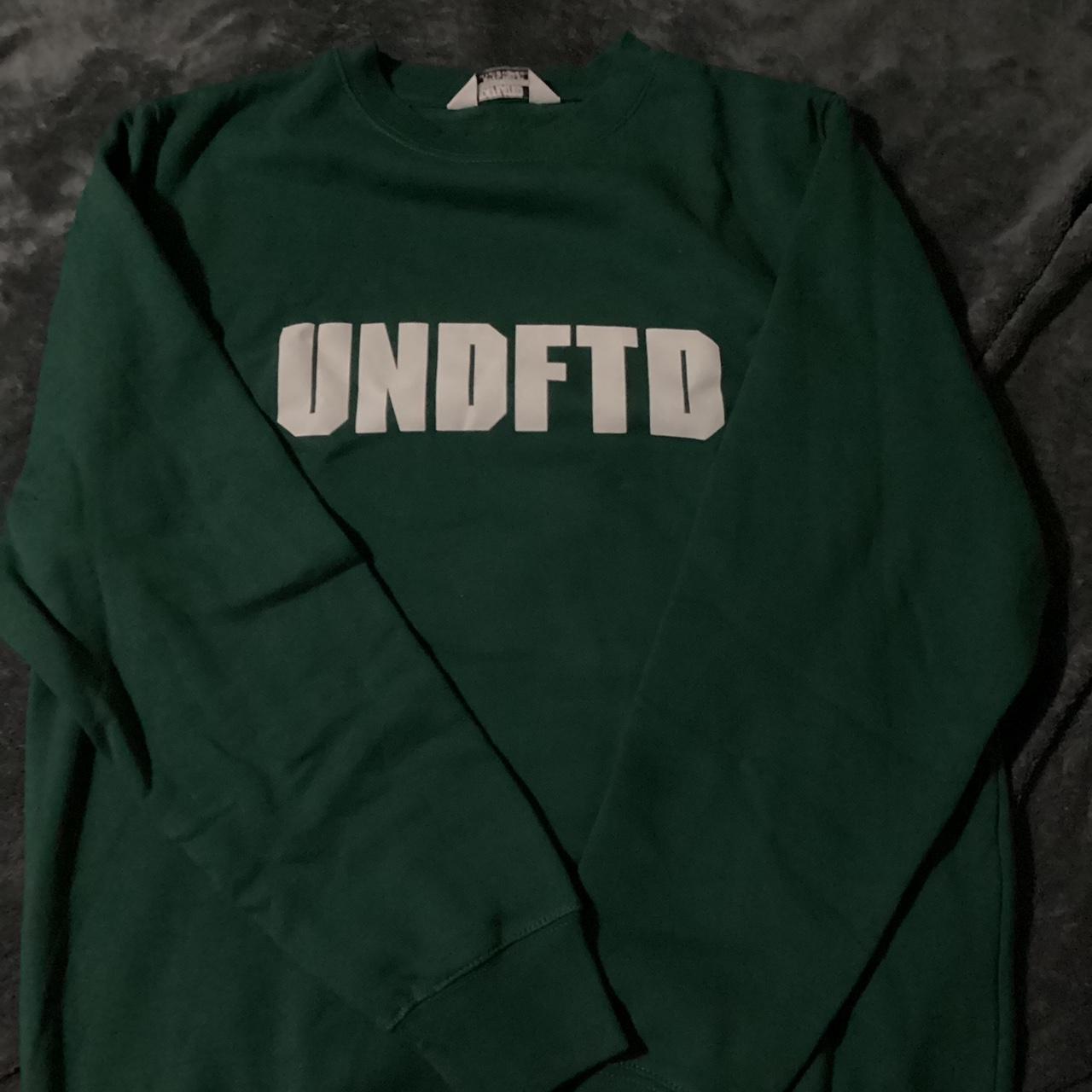 Undefeated Men's White and Green Jumper