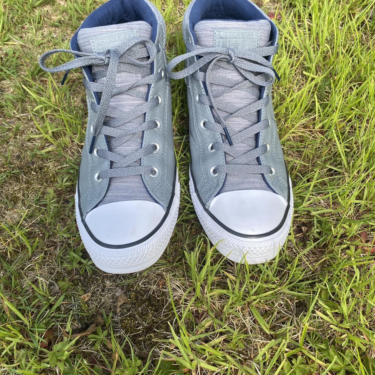 Converse grey sale mid tops