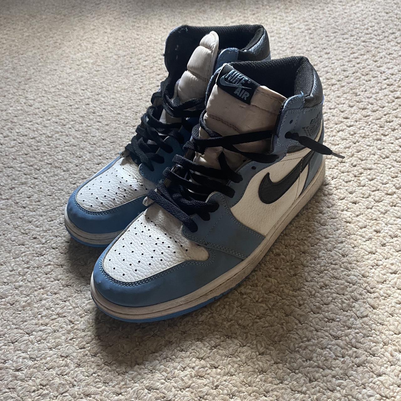 university blue jordan 1 8.5