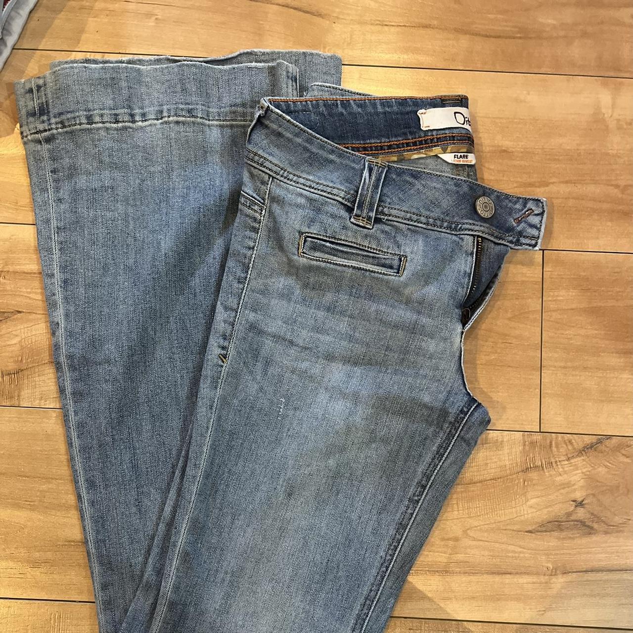 Y2k Low rise flared jeans. Some minor tearing on... - Depop