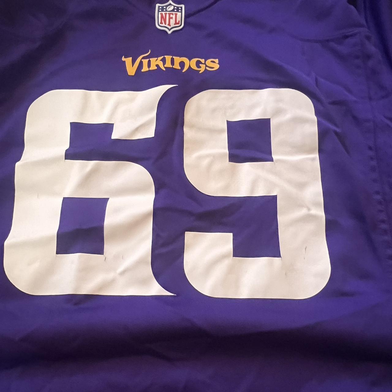 NFL Viking Jersey good condition only thing is - Depop