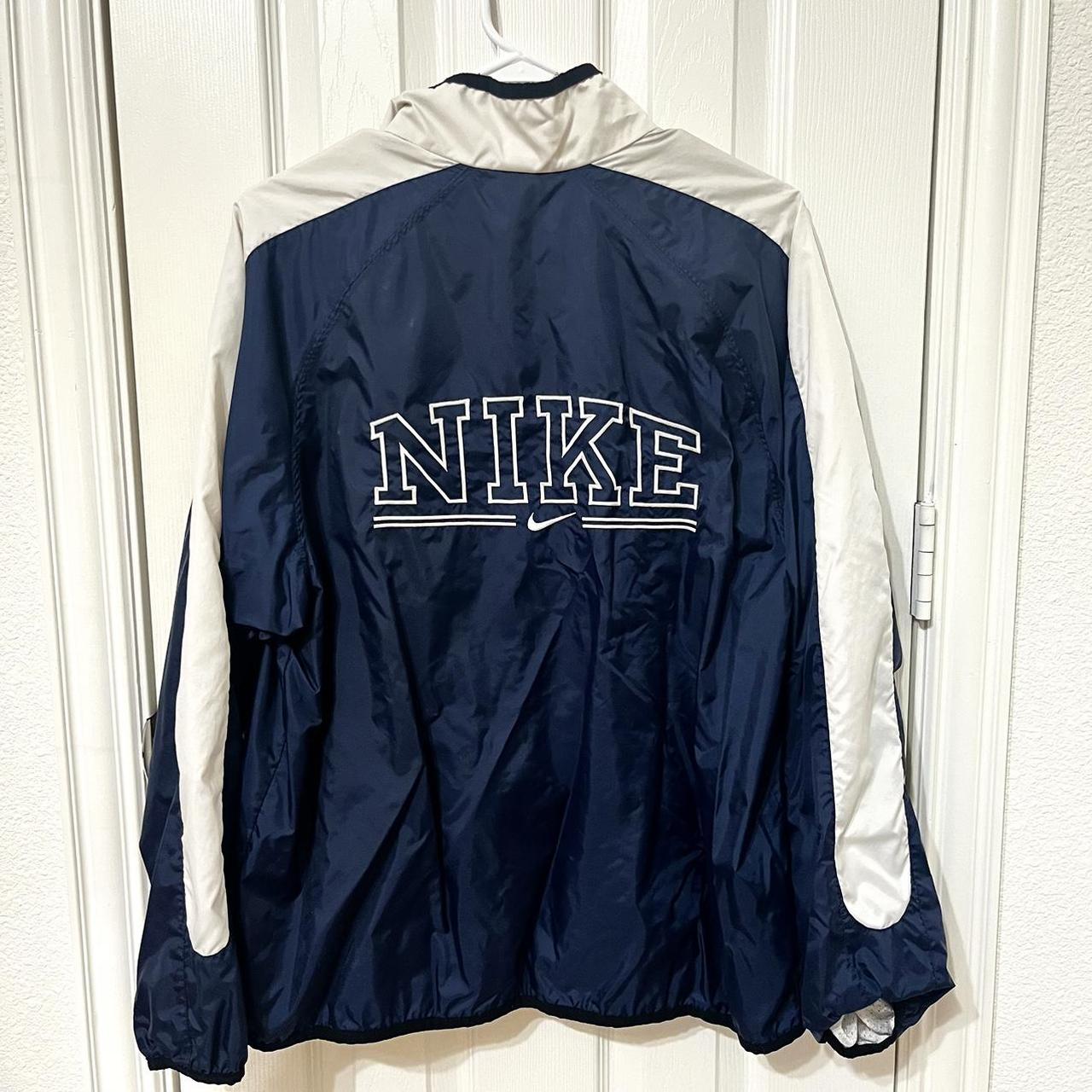 Vintage Nike Windbreaker Y2K Jacket - in navy/white... - Depop