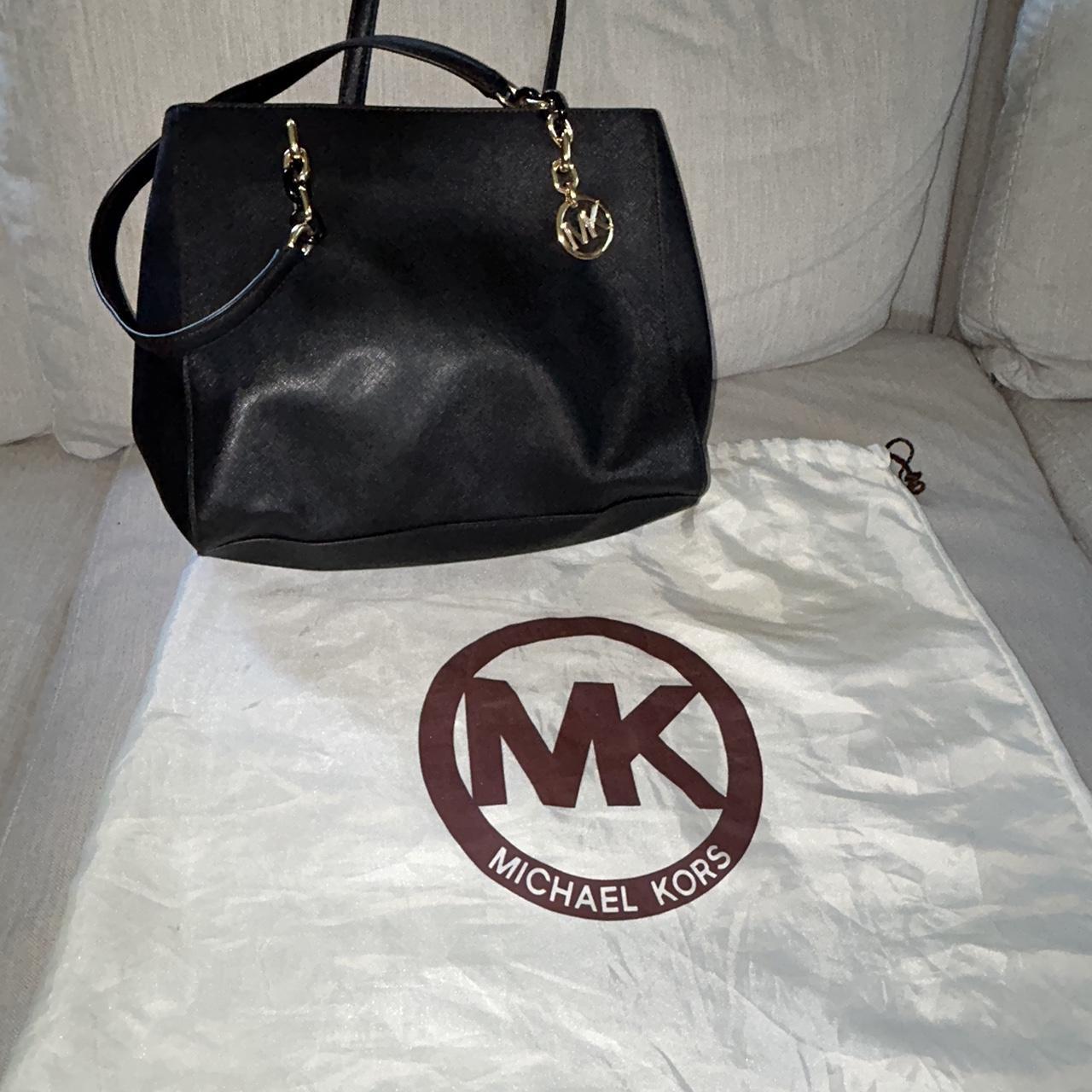 Michael kors large black on sale purse