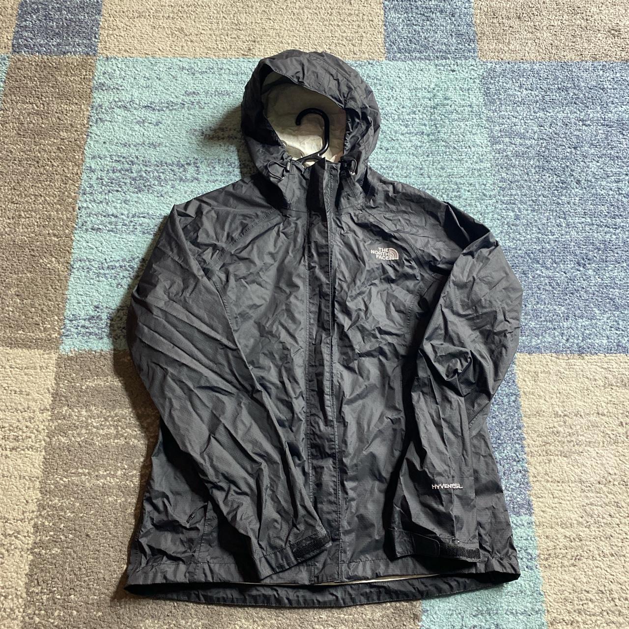 The North Face HyVent 2.5L Blue Men's Hooded Jacket size S/P