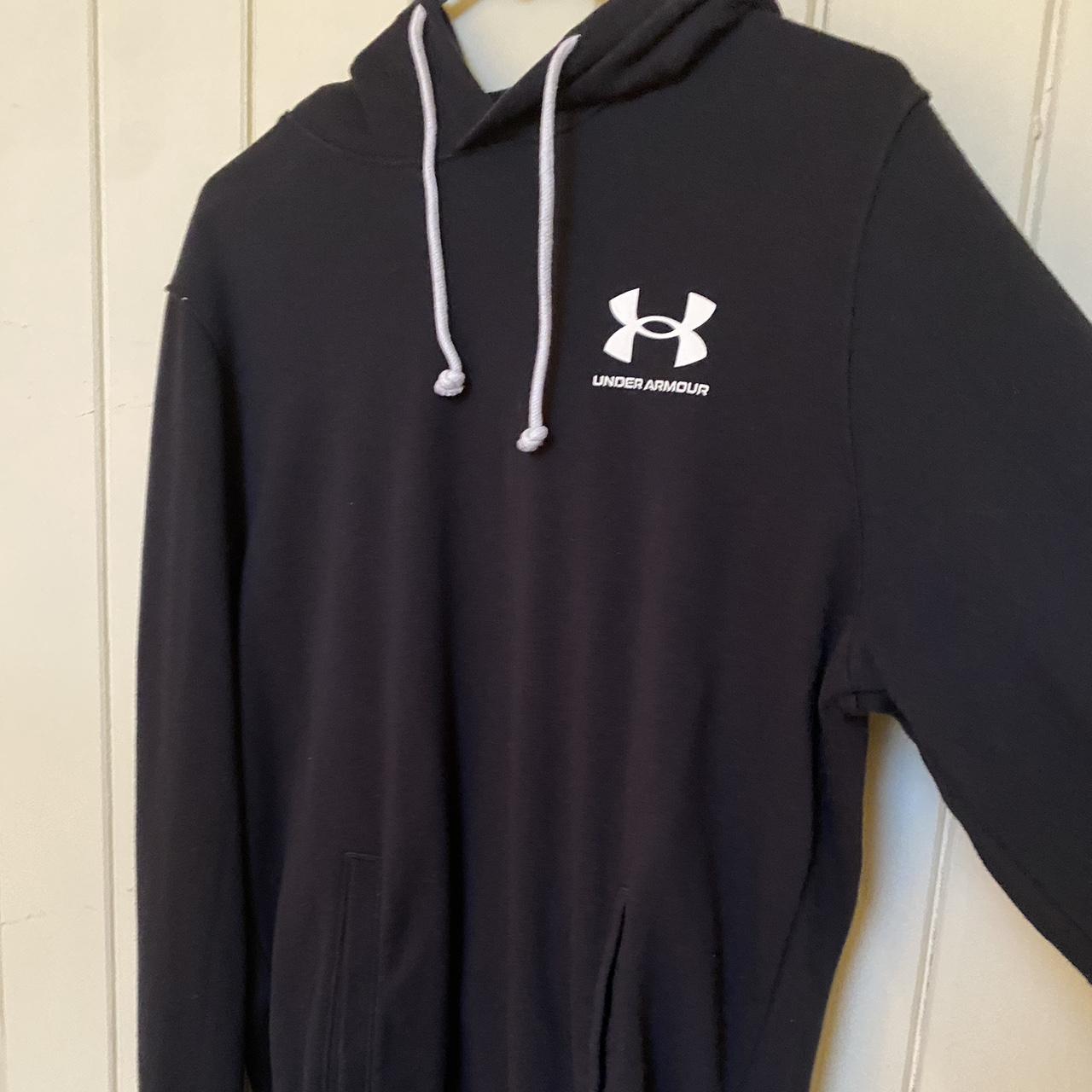 •Navy blue under armour jumper •says black on UA... Depop