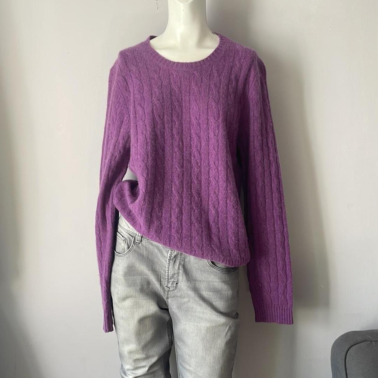 item listed by ivstore4