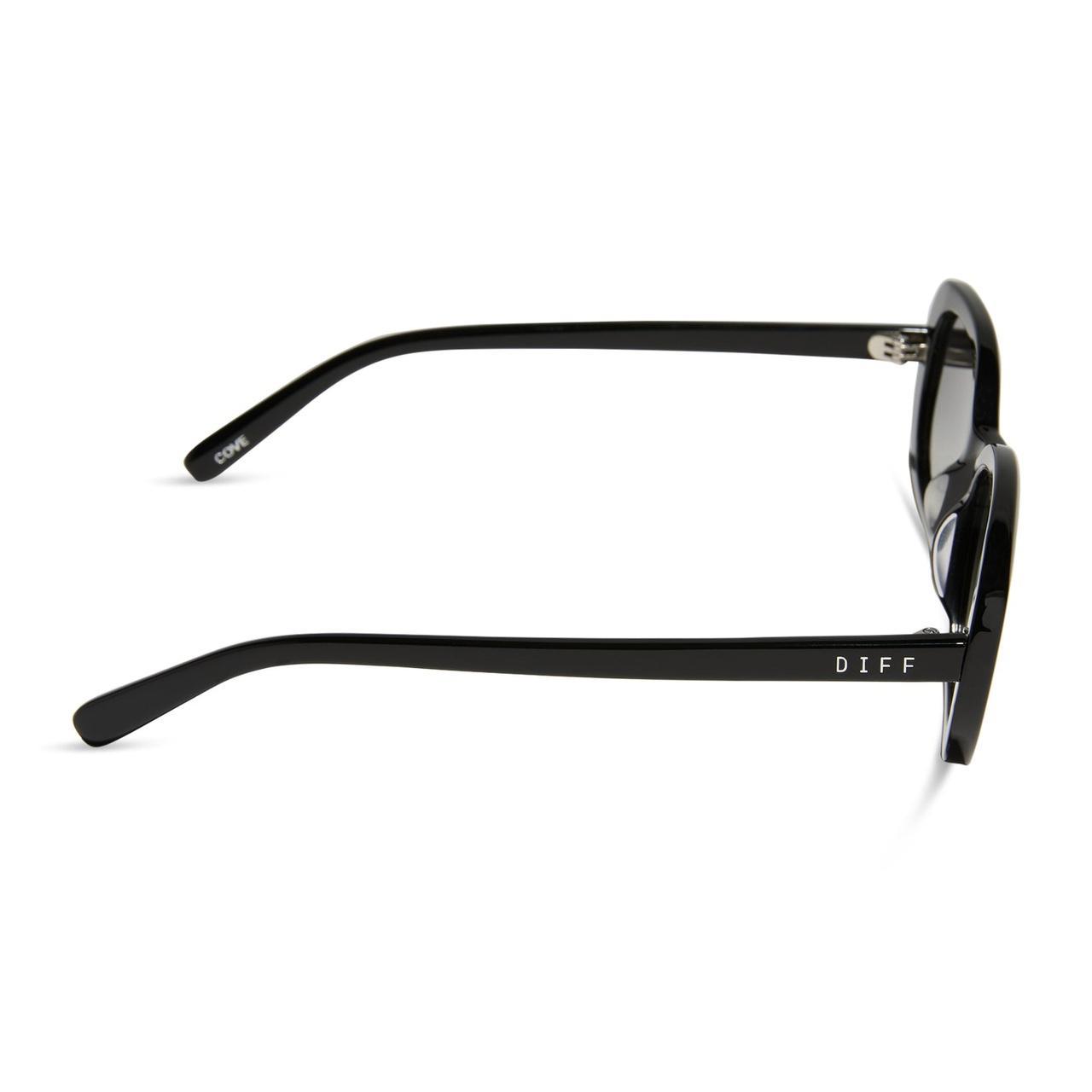 DIFF Women's Oversized Sunglasses - Black – DIFF … - image 4