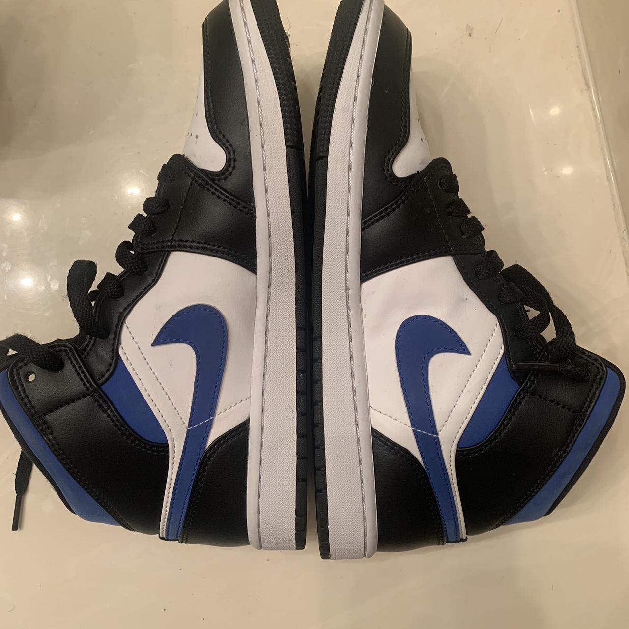 blue and white snakeskin jordans