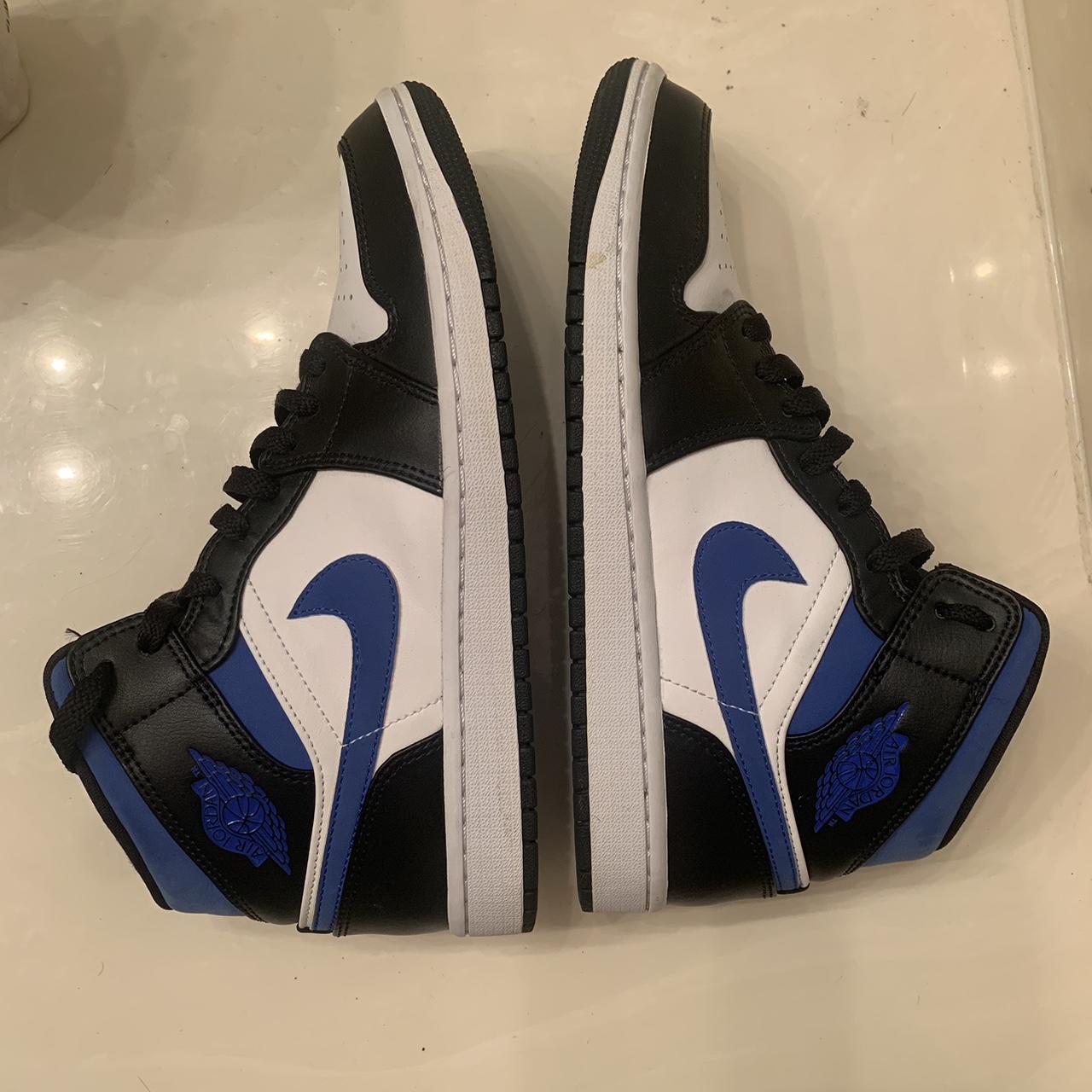 blue and white snakeskin jordans