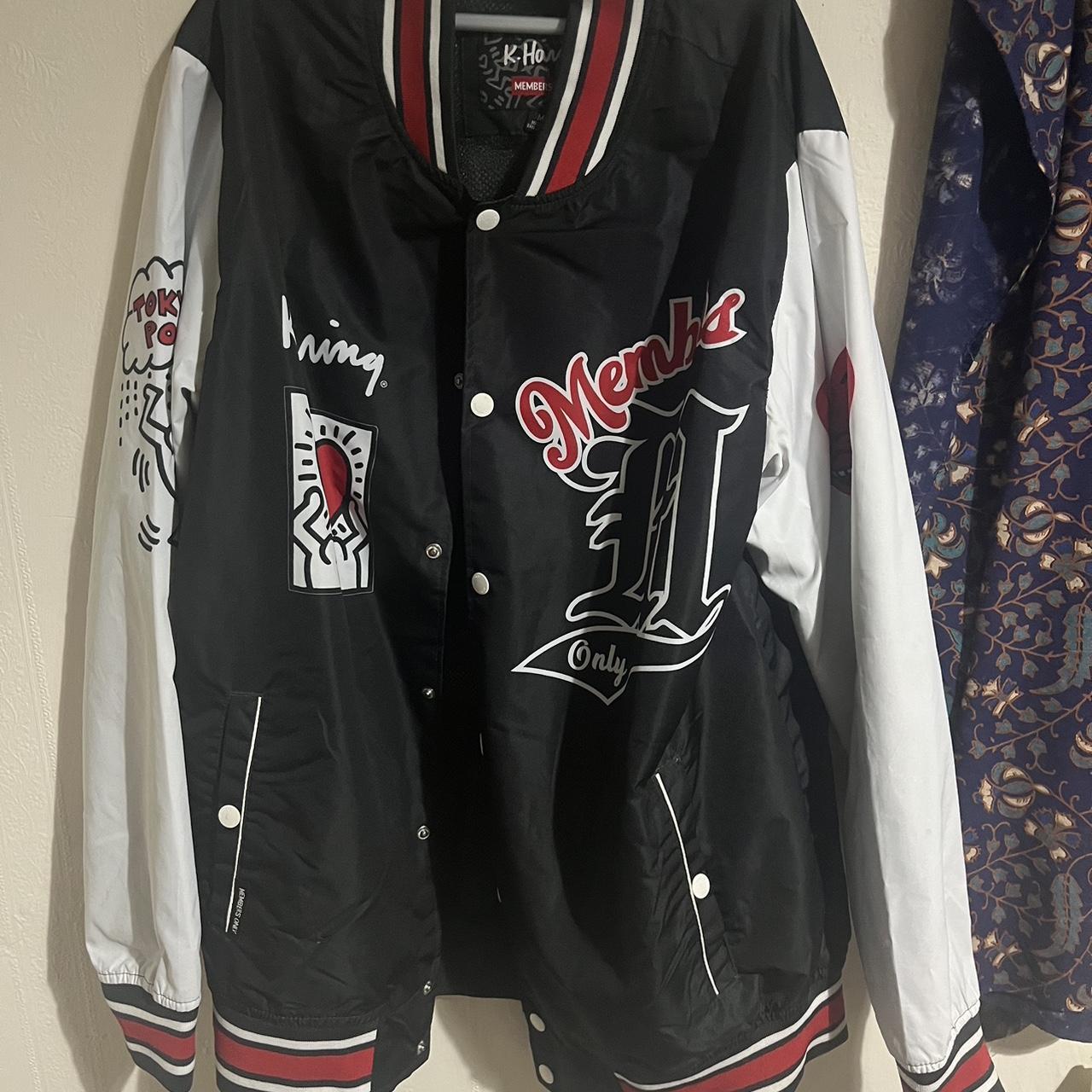 Vintage members only black and white