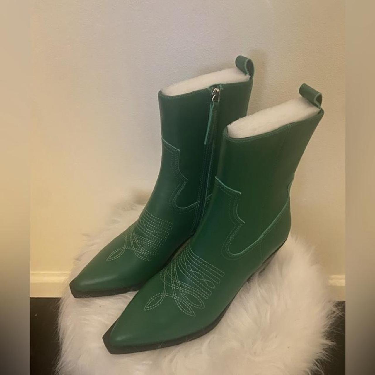 Steve Madden Kendal Green Boots Size 6.5 New