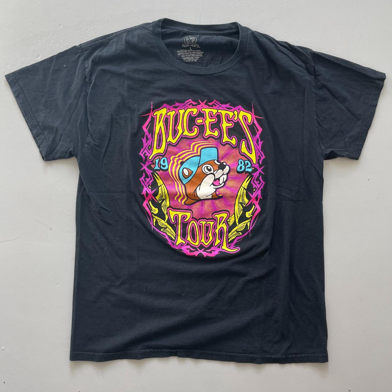 Buc-ee's 1982 Tour Black Short Sleeve T-Shirt... - Depop
