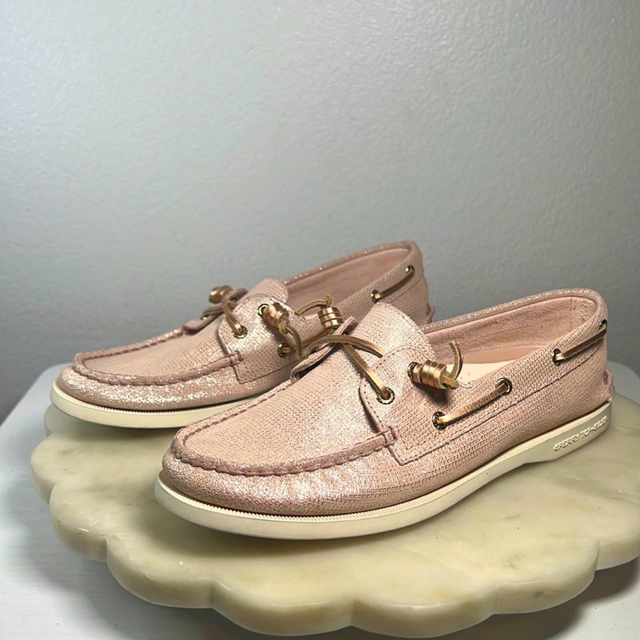 Rose gold on sale sperry shoes