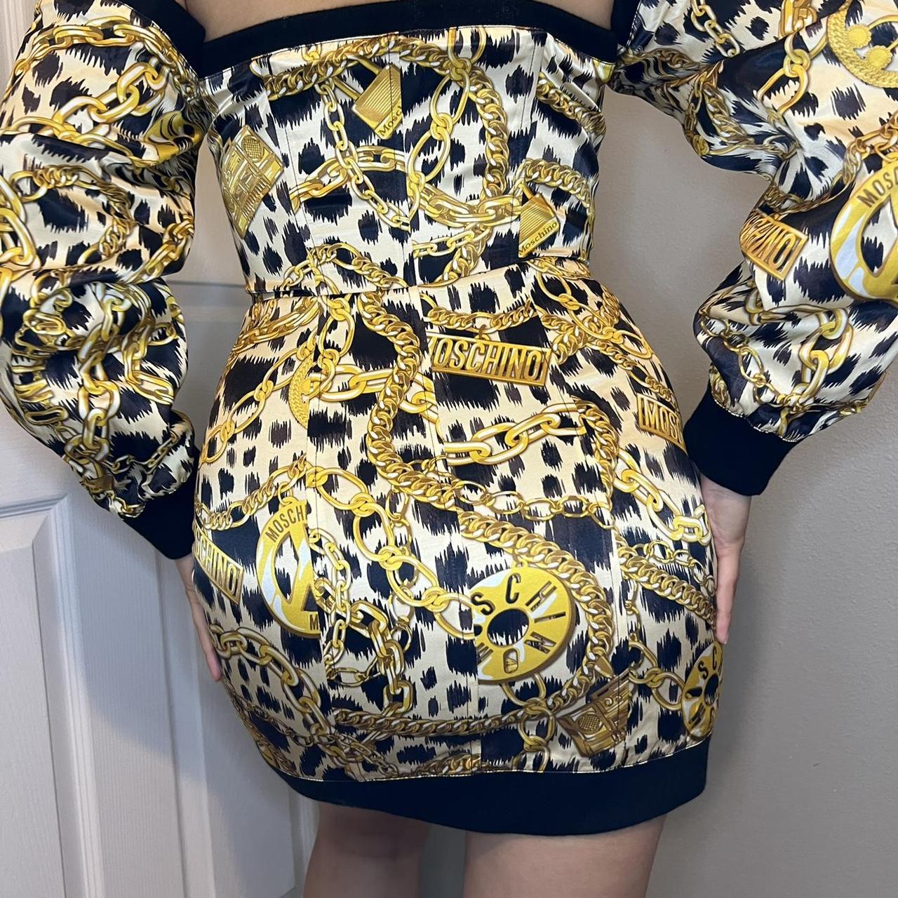 H&m clearance moschino dress