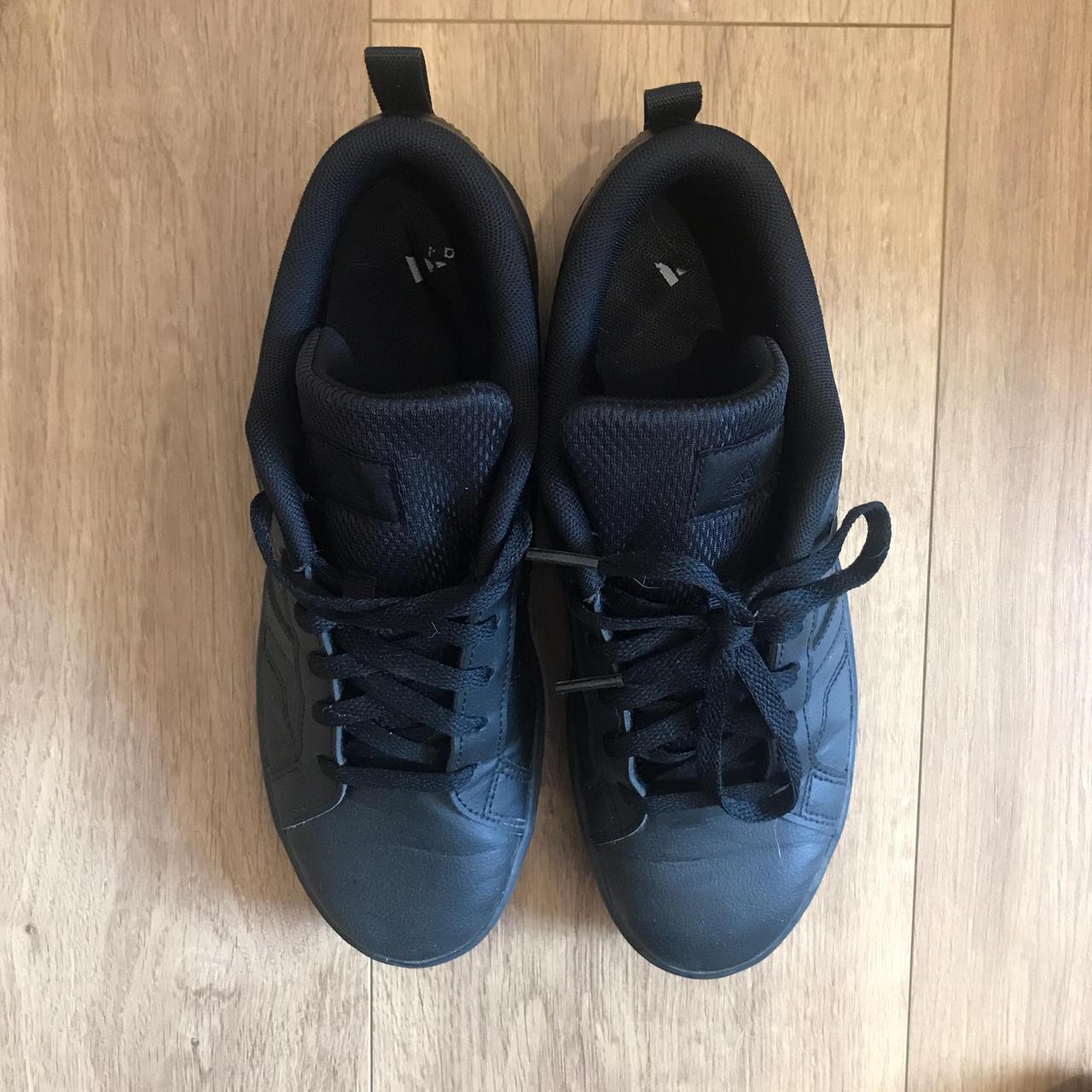 Black Adidas trainers Only worn a couple of time... - Depop