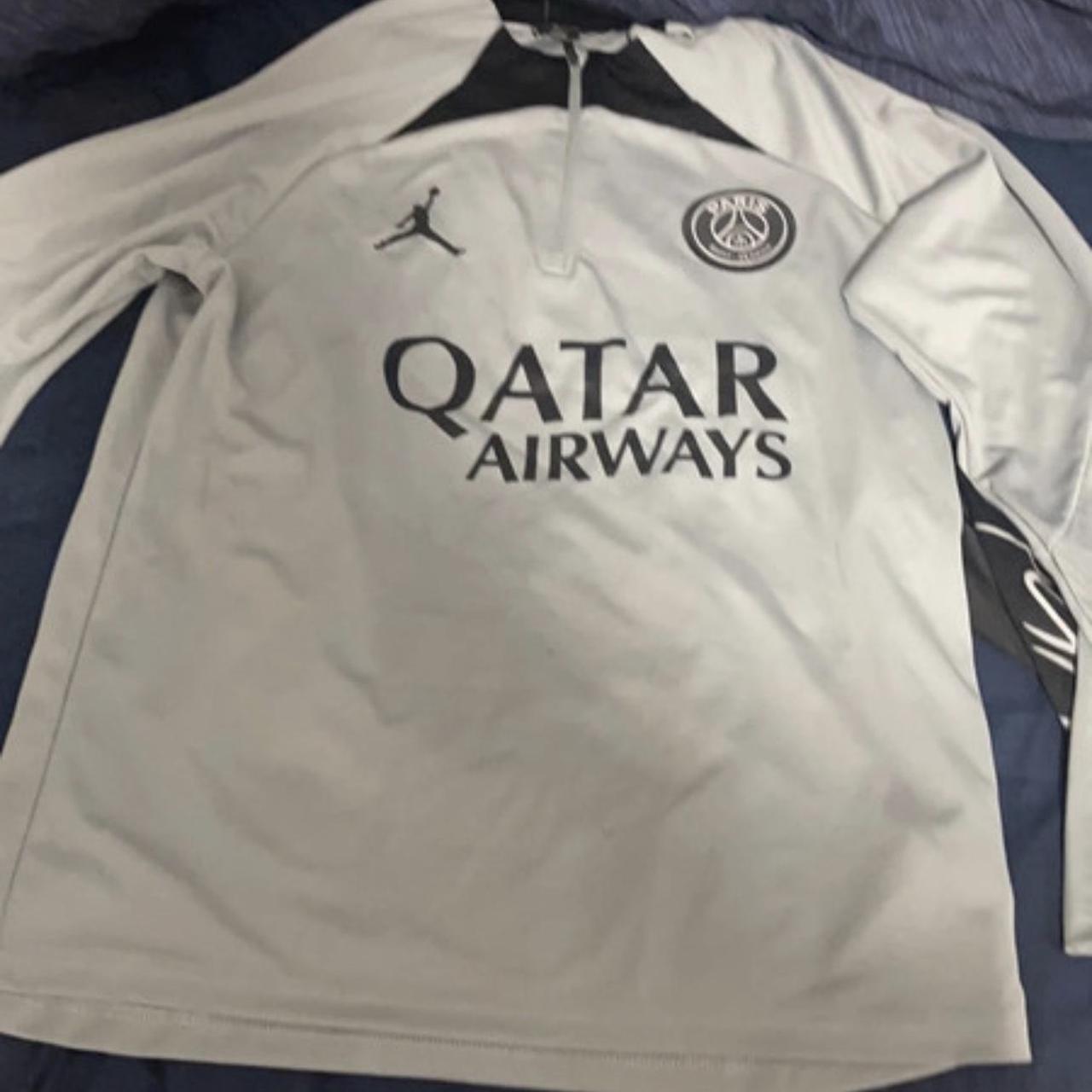 high top jordans grey