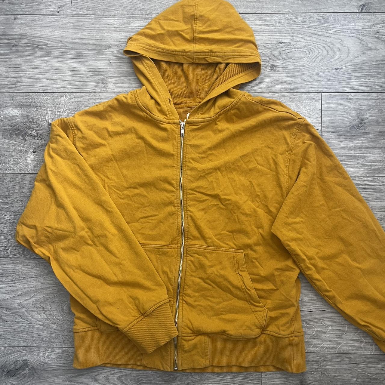 item listed by daymique