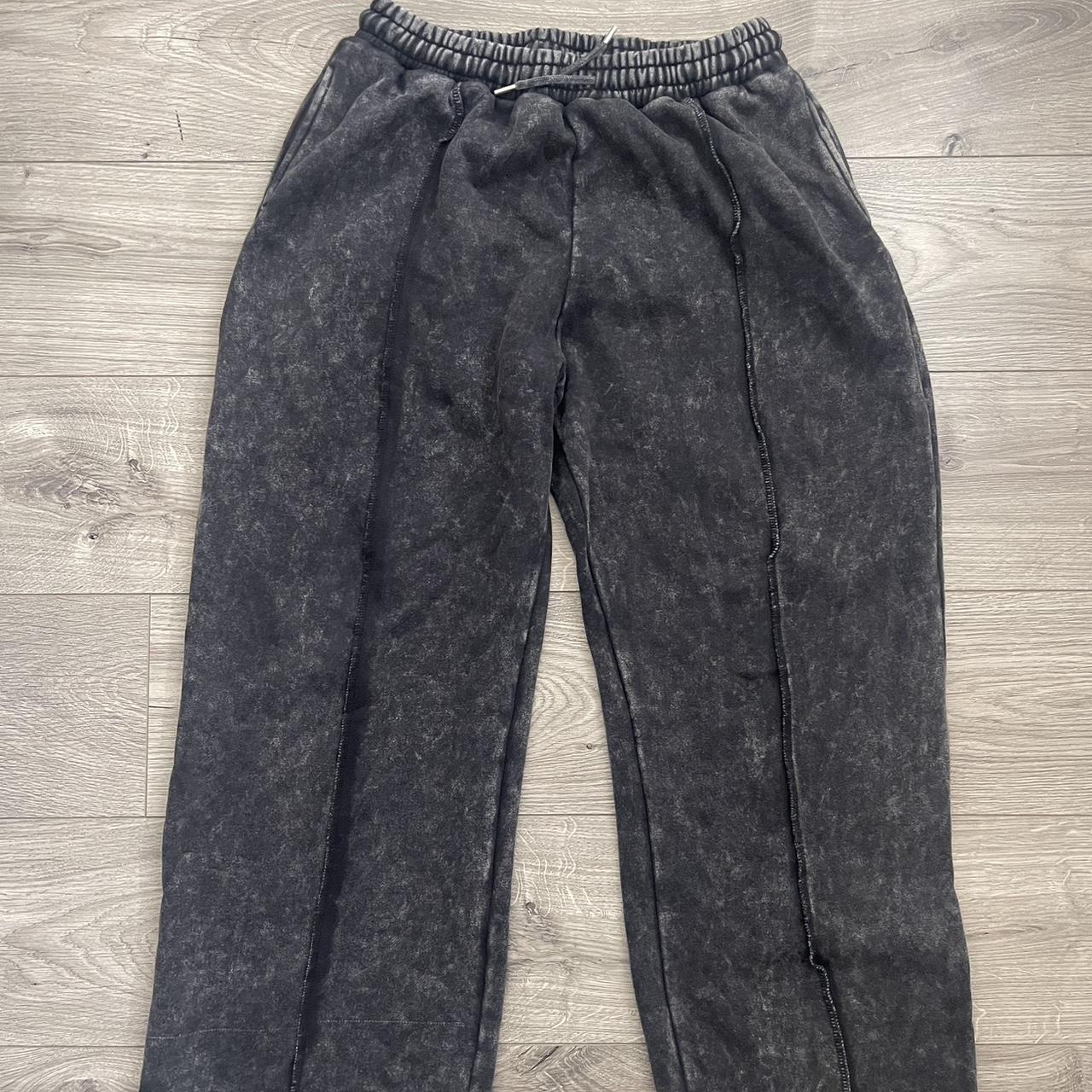 item listed by daymique