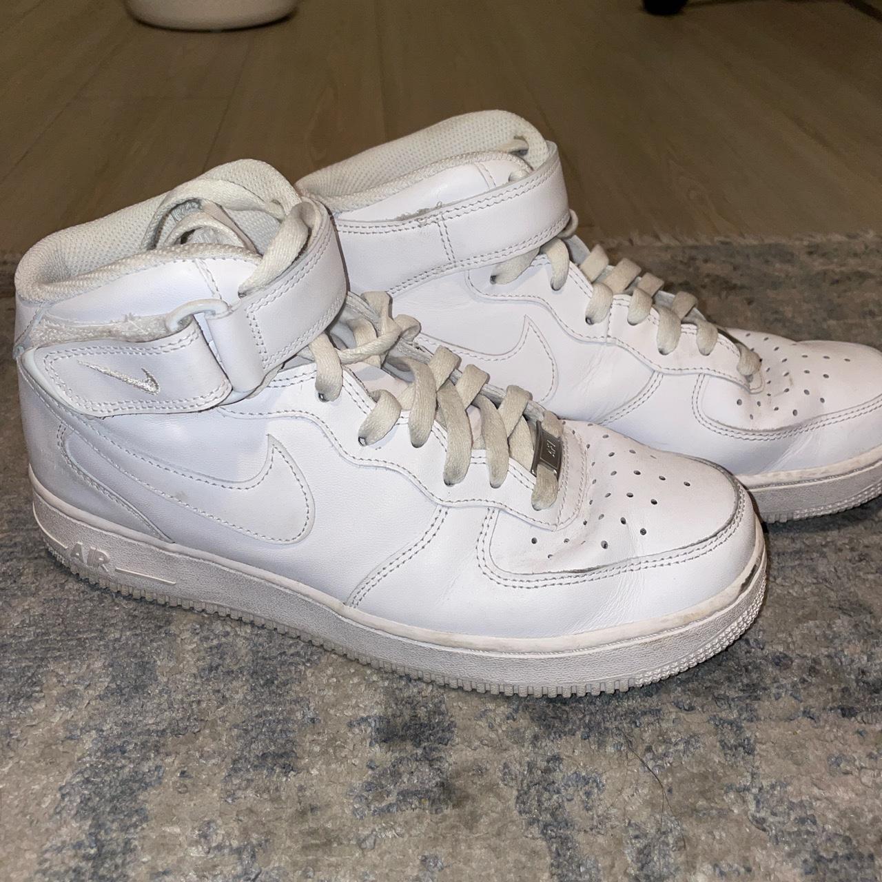 Air force 1 outlet white size 9.5 womens