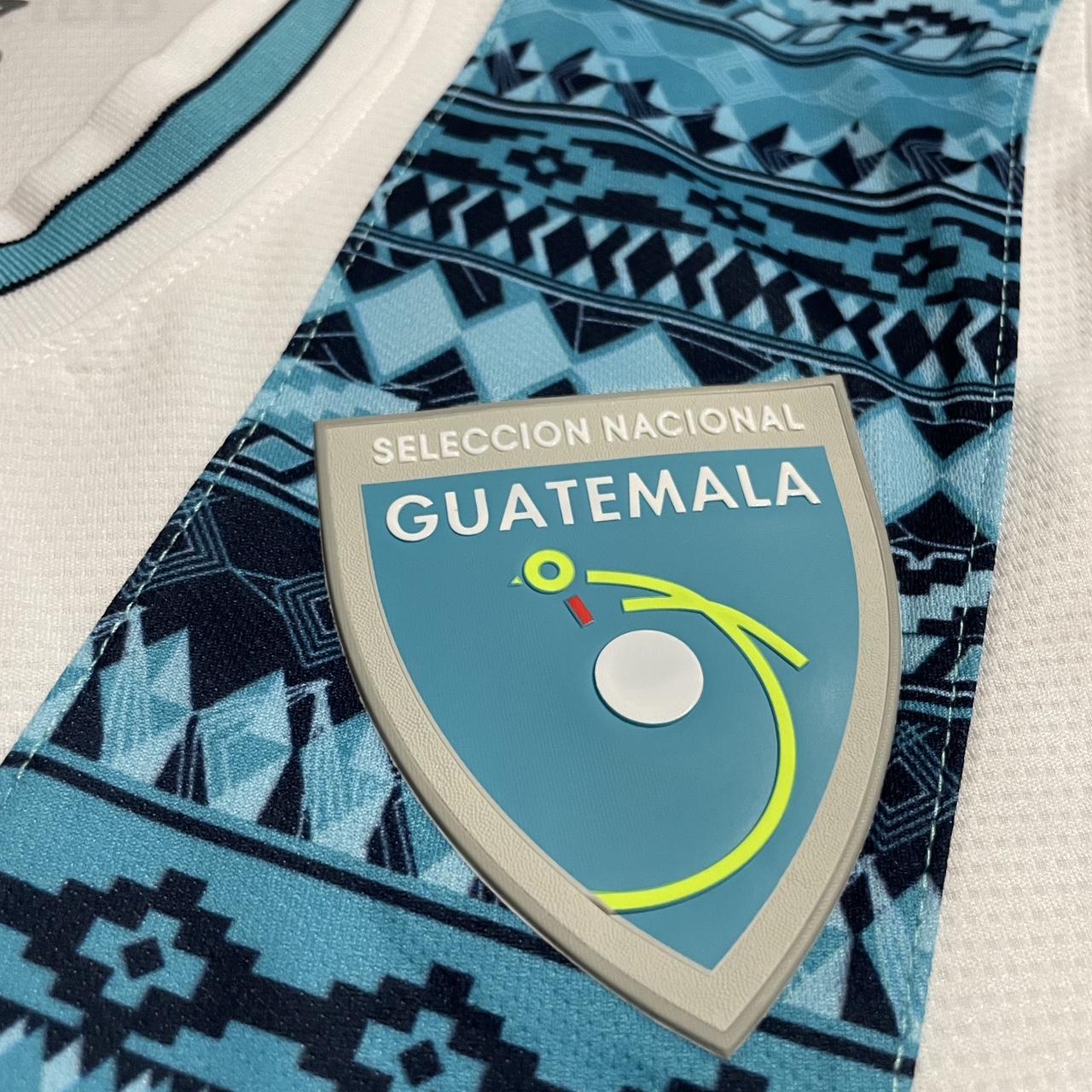 Vintage Umbro Guatemala Soccer Jersey XL All offers - Depop