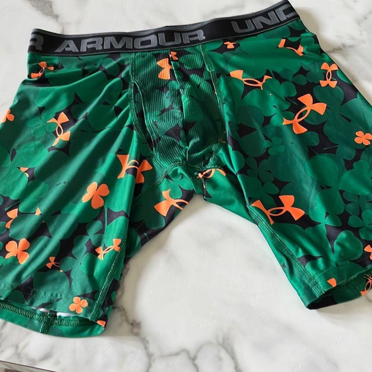 The Under Armour Olive Camo Compression Leggings in - Depop
