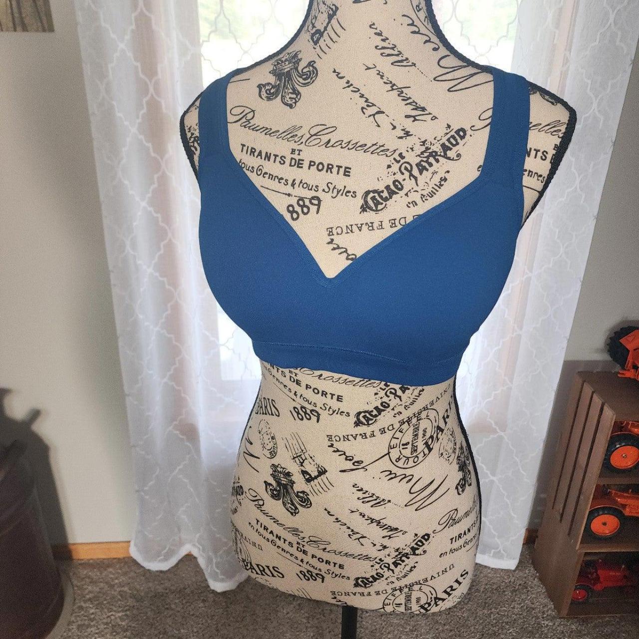 DSG sports bra Built in cups, adjustable straps. No... Depop