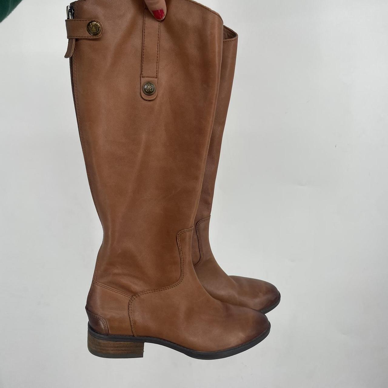 item listed by busylizzyresale