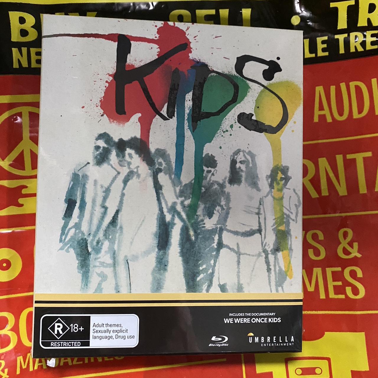 BARNEYS限定 LARRY CLARK×R.TM GALLERY KIDS Kids by Larry Clark on artnet