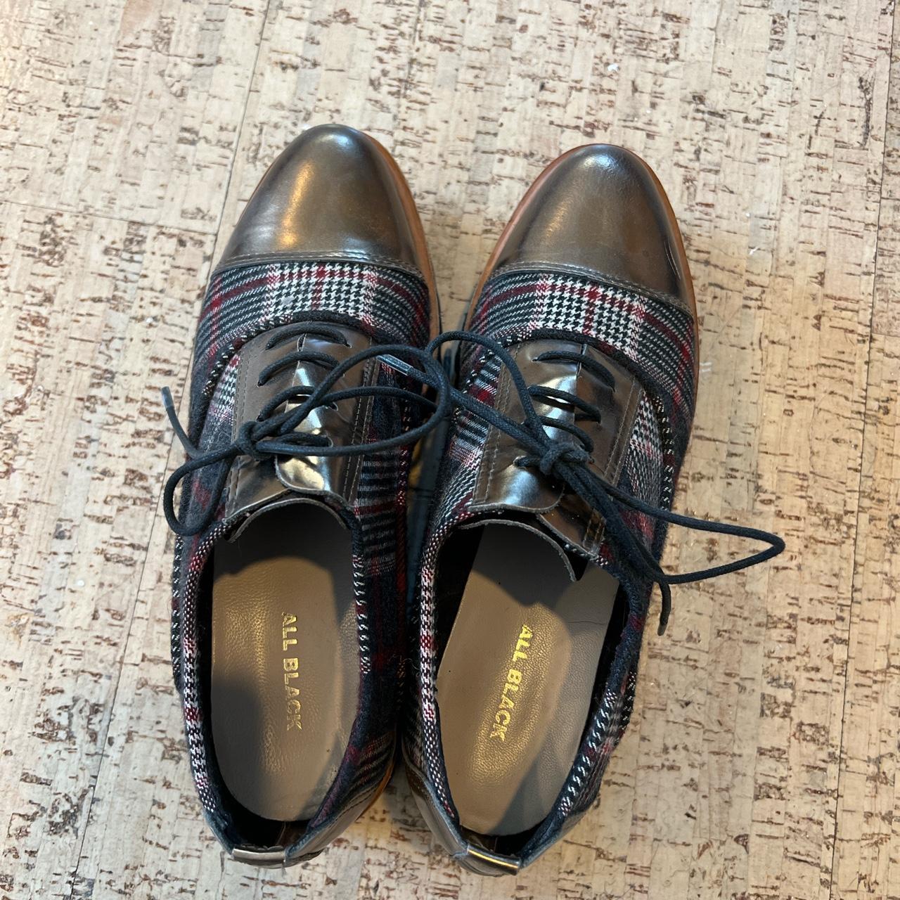 All Black Women's Oxfords (3)