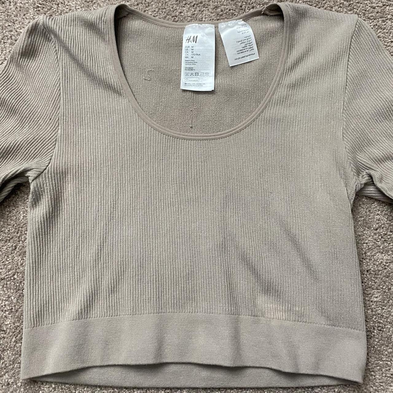 H&M Crop Top Soft material Very comfortable - Depop