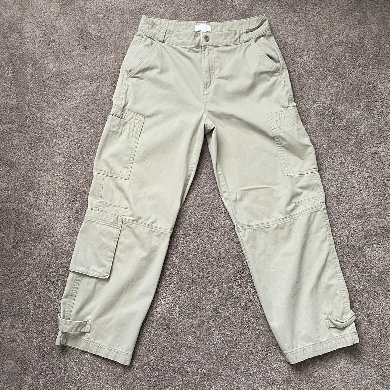 H&M Cargo Cream Pants Clicking button Small hole on... - Depop