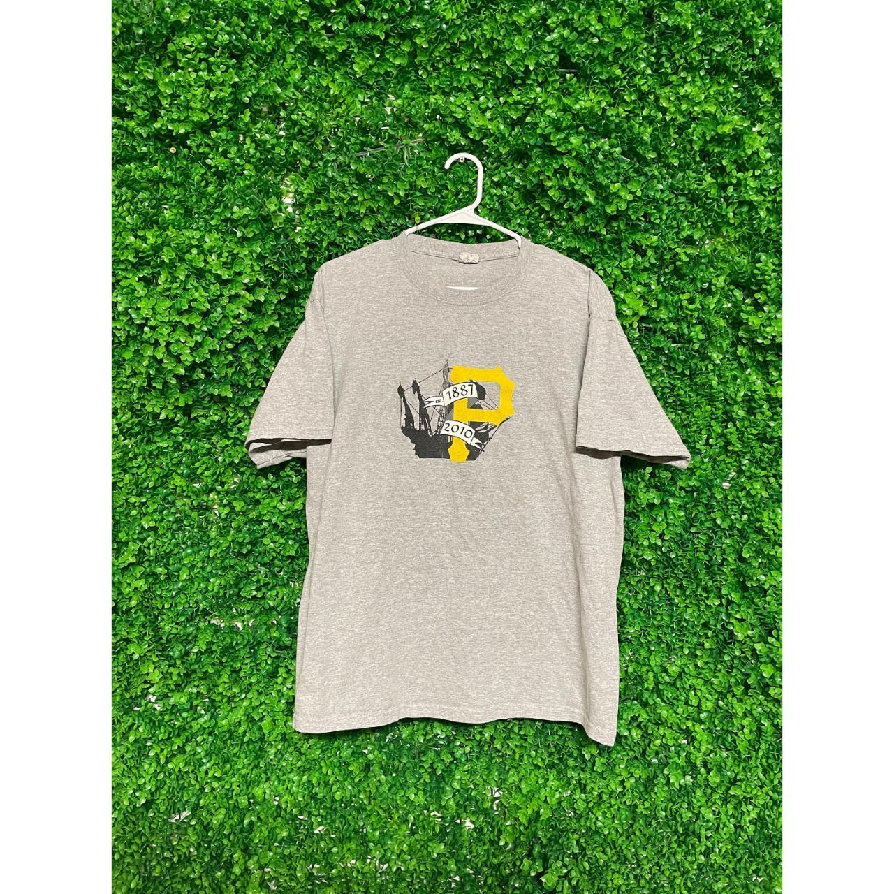 Vintage Pittsburgh Pirates T-Shirt XL, true to - Depop