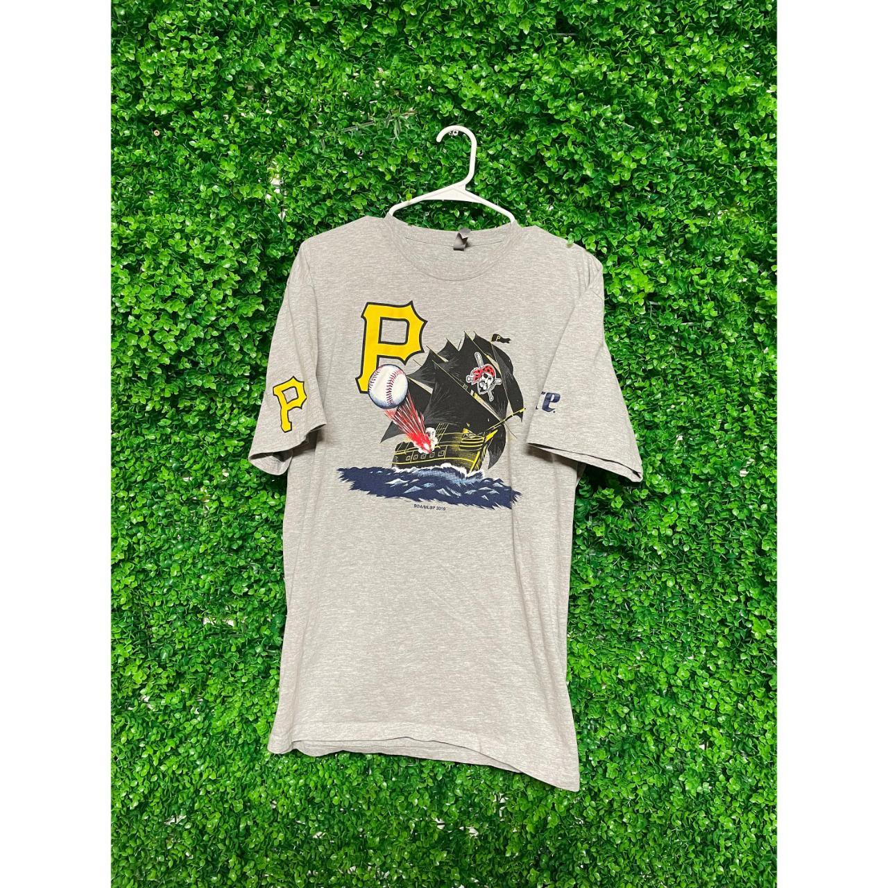 Vintage Pittsburgh Pirates T-Shirt XL, true to - Depop