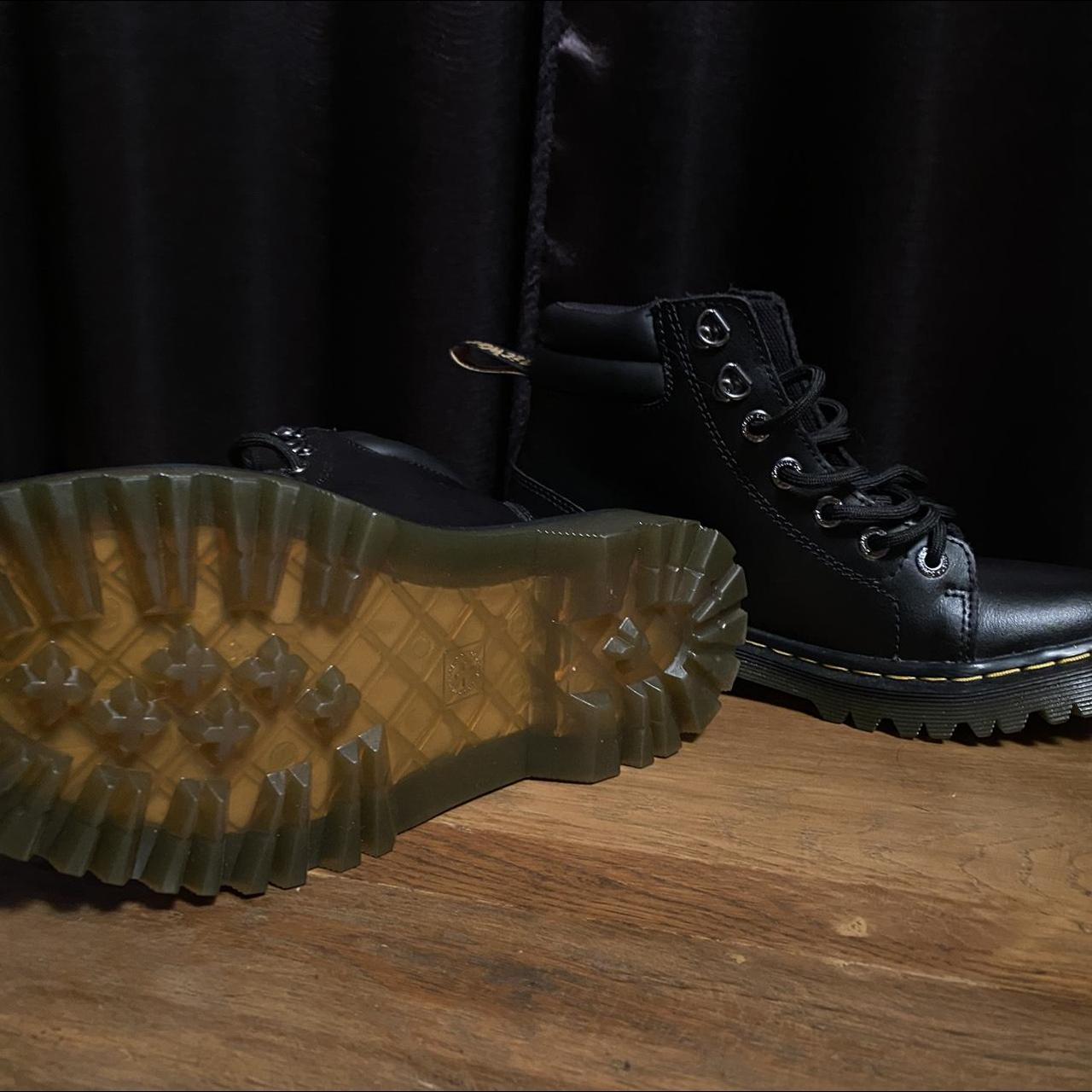 Faora clearance dr martens