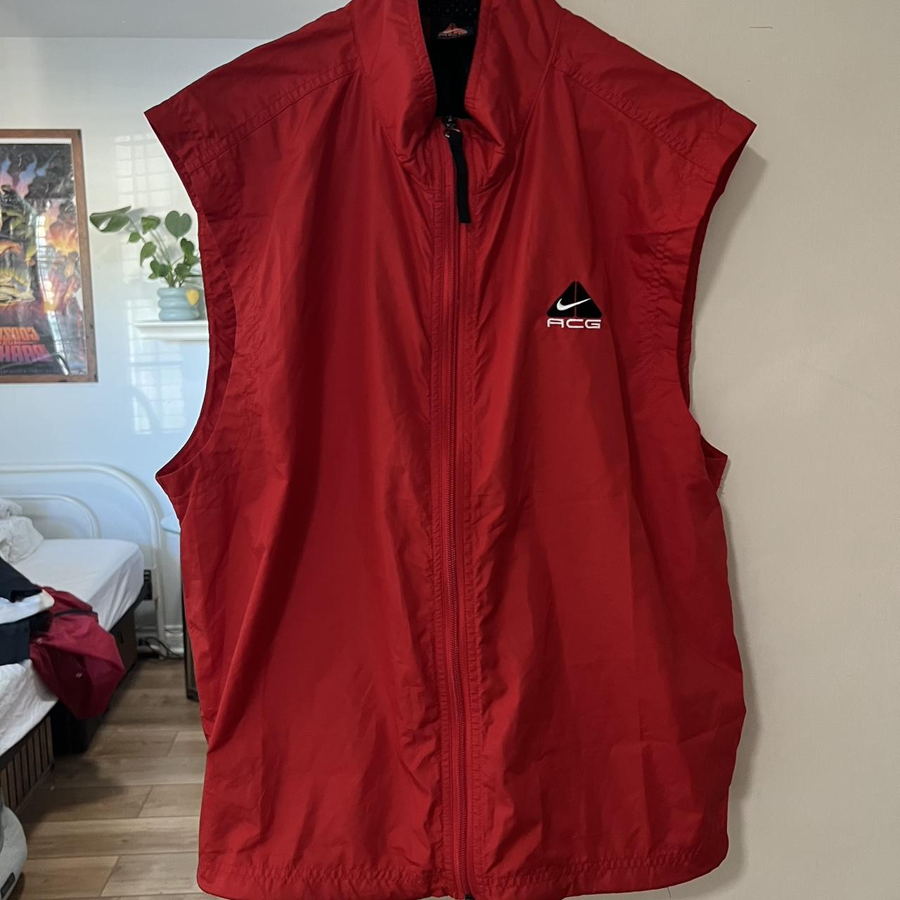 acg vest black