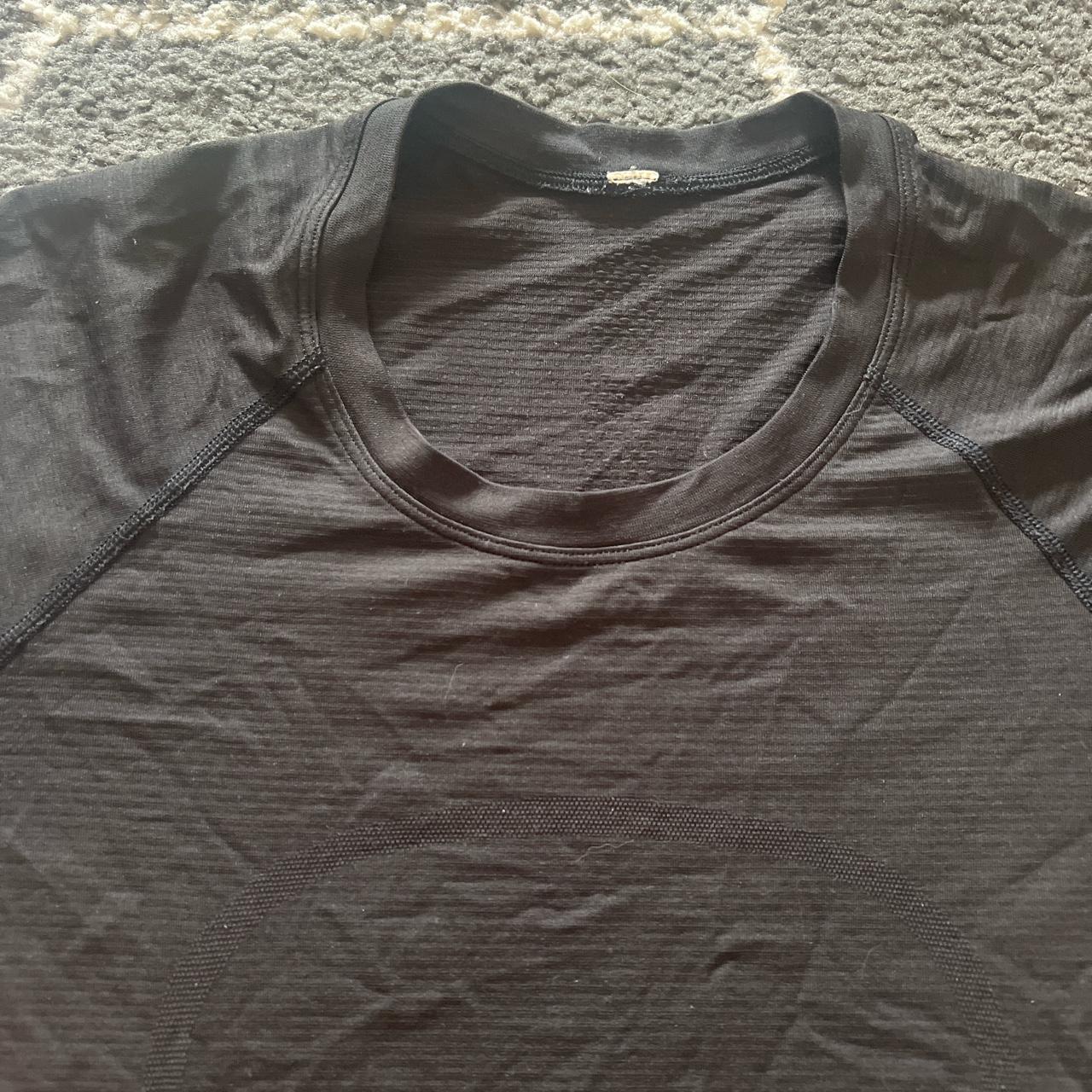 lululemon swiftly tech short sleeve 2.0 - Depop