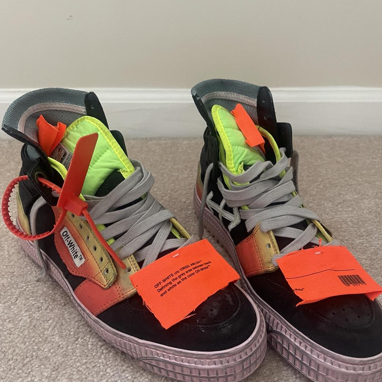 Off white 2024 sneakers retail price