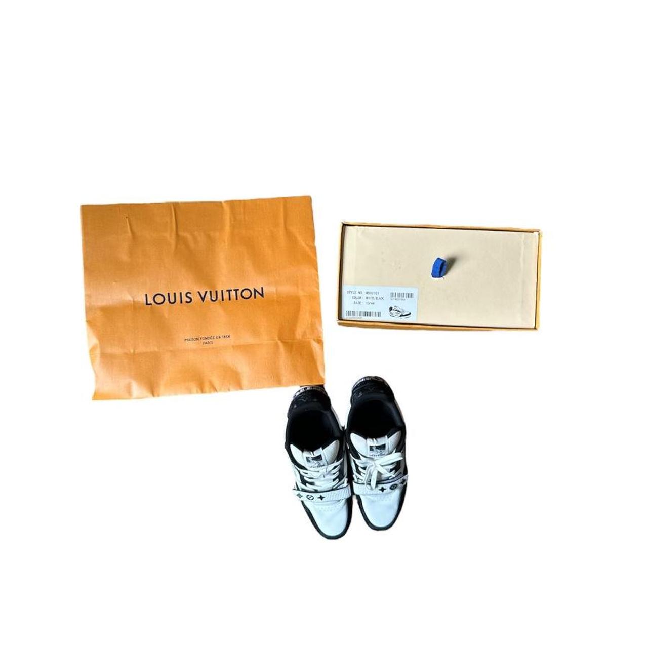 Louis Vuitton trainer Color: dark blue/black Size: - Depop