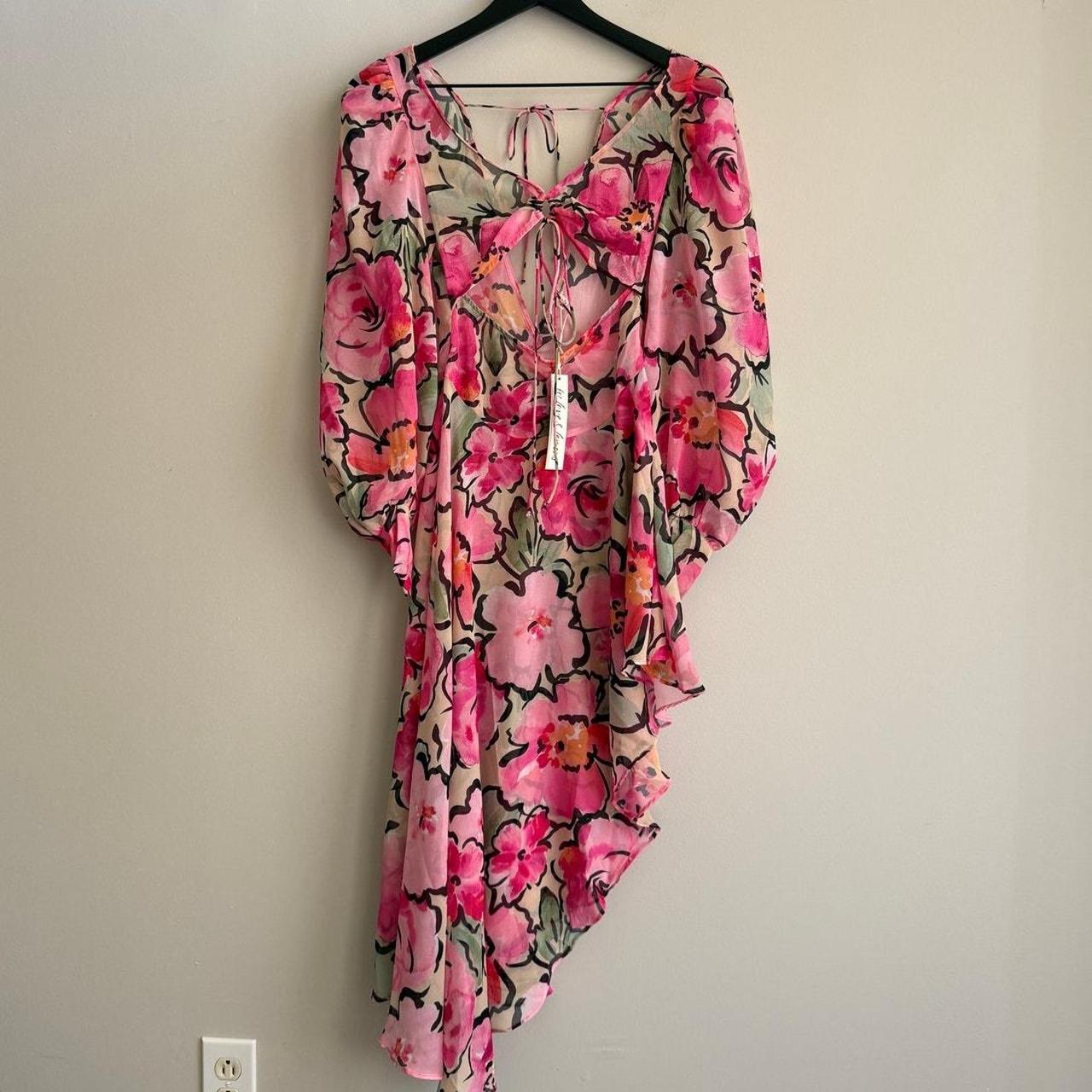 item listed by allthingspinkhoney
