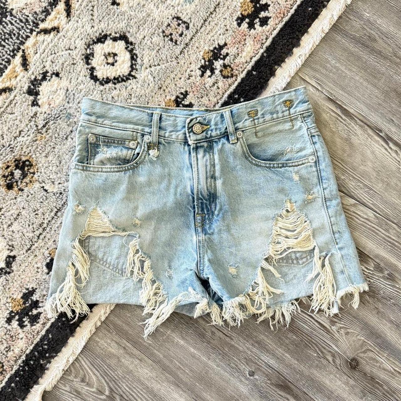 item listed by allthingspinkhoney