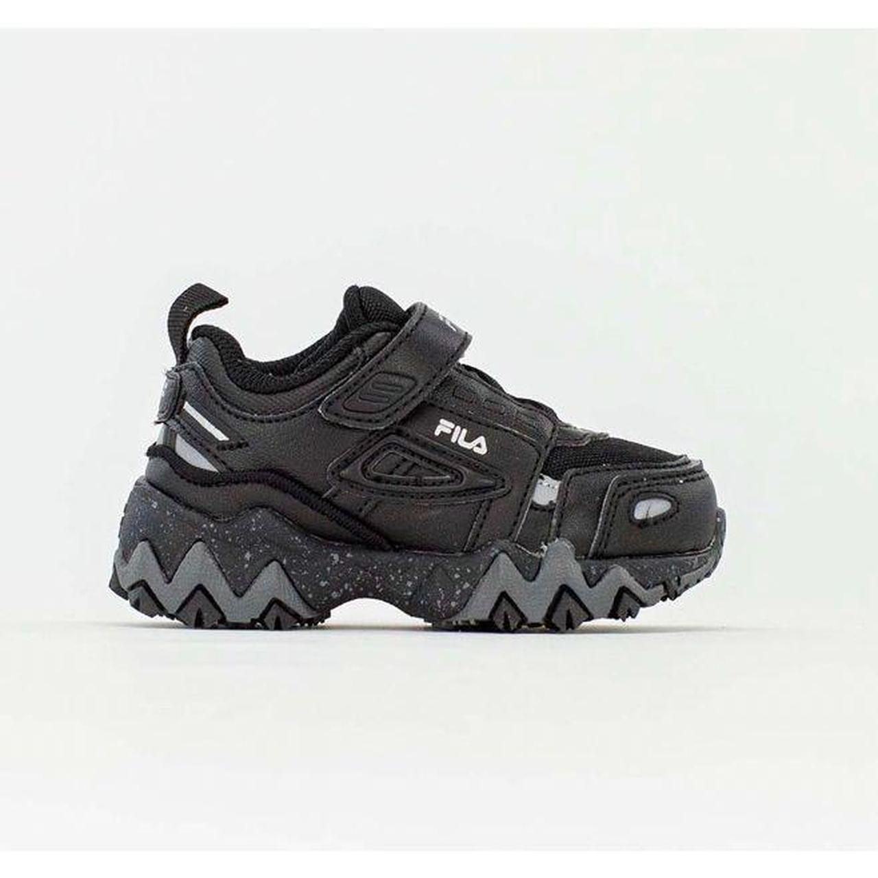 Fila best sale sneakers toddler