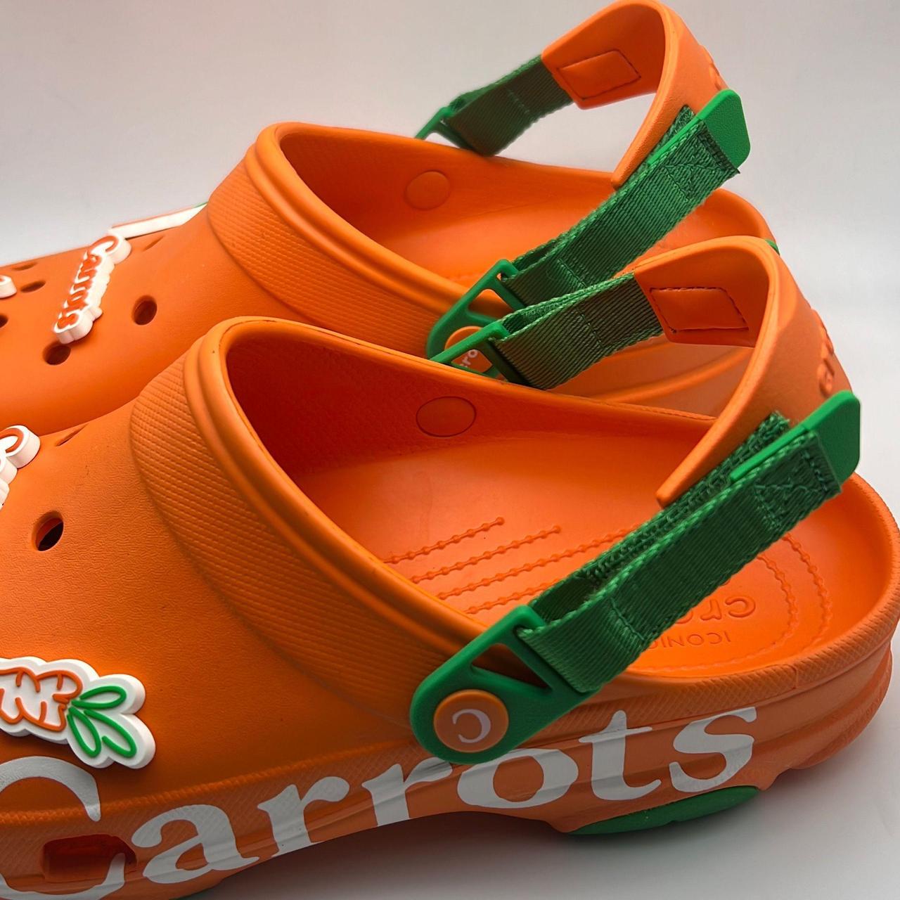 CROCS CARROTS CLASSIC ALL TERRAIN CLOG-Men's 10 / newest women -12 NWT