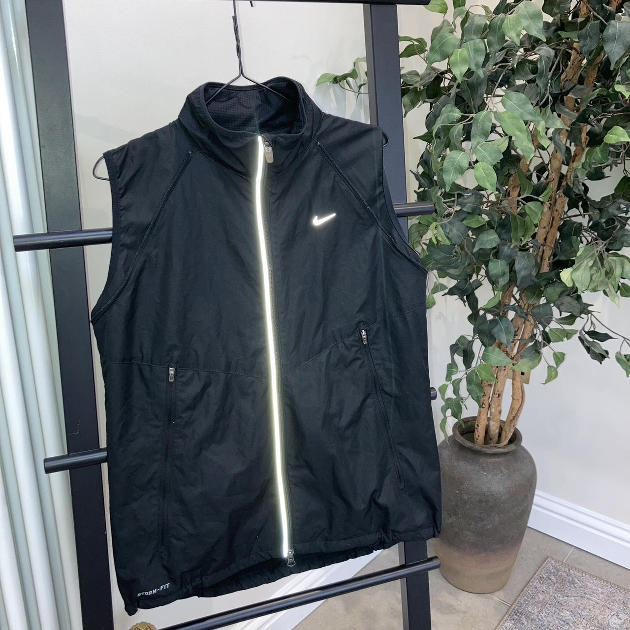 Women's Nike Storm Fit Convertible Gilet Depop