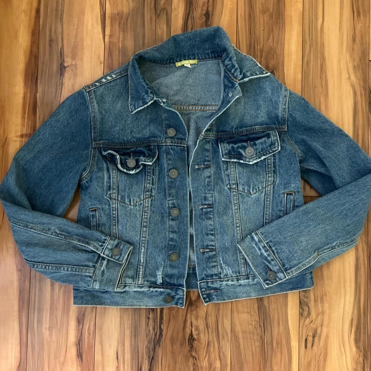 Gianni Bini Denim Jacket Semi cropped fit Never worn Depop